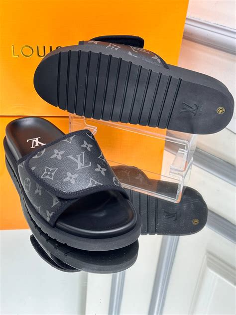 Louis Vuitton Erkek terlik Classic Monogram Logolu Siyah Gri
