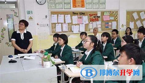 唐山东方国际学校举行“红心向党，唱响校园”合唱比赛