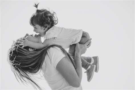 Mother and daughter on Behance | Mother daughter art, Mothers day ...