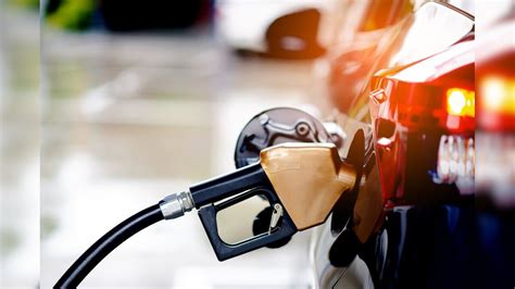 E20 Petrol पासून वाचण्यासाठी गाडीत प्रिमियम फ्यूल भरत आहात? मग ही ...