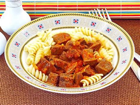 Гуляш из лёгкого, рецепт с фото. Как приготовить домашний гуляш из ...