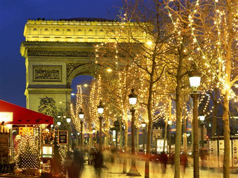 Christmas in Paris wallpapers and images - wallpapers, pictures, photos