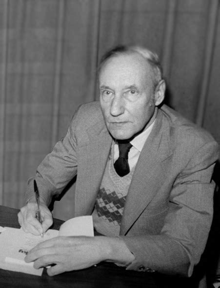 Famous writers and their choice of drug | The Vintage News