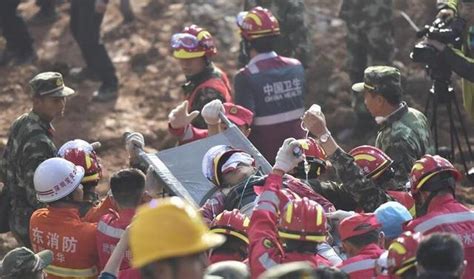 深圳滑坡1名19岁小伙获救 坑洞中还有1名女性_媒体报道-上海蓝狐消防工程有限公司