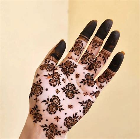 Simple Mehndi Designs: हरियाली तीज पर बढ़ाएं अपने हाथों की खूबसूरती ...
