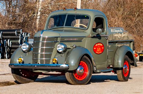 1940 International Harvester D-2 | Motoexotica Classic Cars