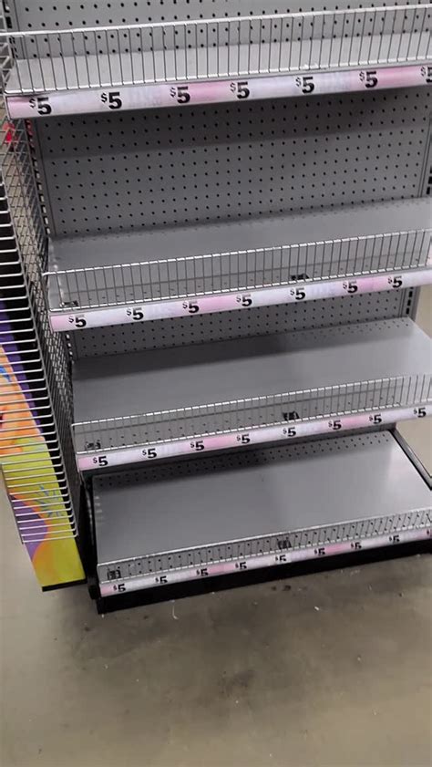 Gigantic Memory Storage Unit 的图像结果