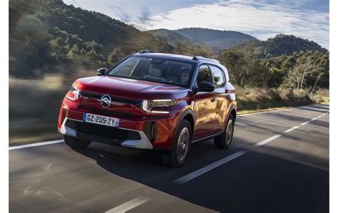 First Half of 2025: Stellantis Tops 1.300.000 Registrations in Total ...