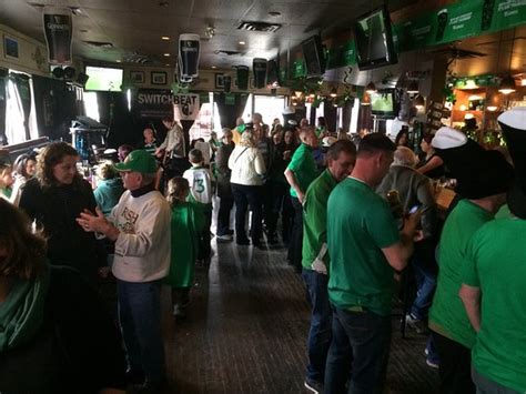 MAGUIRES IRISH PUB, Brampton - Restaurant Reviews, Phone Number ...