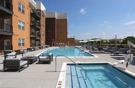 500 Station Apartments | Aurora, IL | Welcome Home