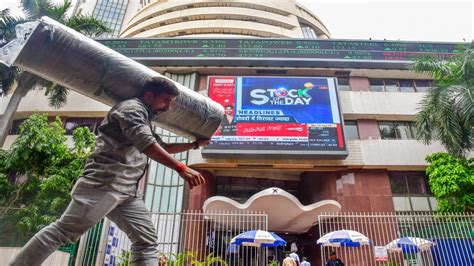 Stock Market Today: शेयर बाजार में फिर लौटी बहार! ये फैक्टर्स भर रहे ...
