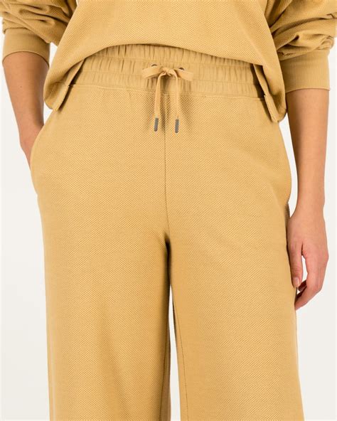 Rare Earth Women's Lea Waffle Knit Pants