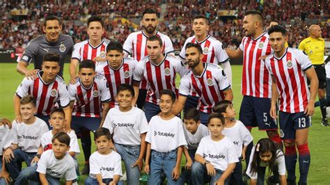 Chivas players protest club directors over lack of bonuses before ...