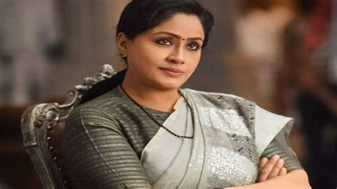 குஷ்புவை தொடர்ந்து பாஜகவில் இணையும் பிரபல நடிகை!?