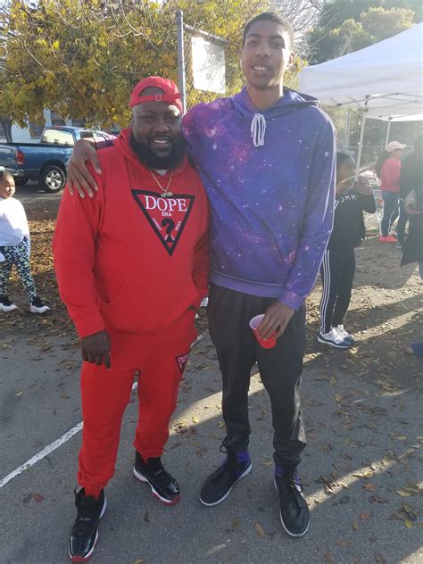 Mistah F.A.B. Hosts 15th Annual Toys for Joy Christmas Giveaway | Post ...