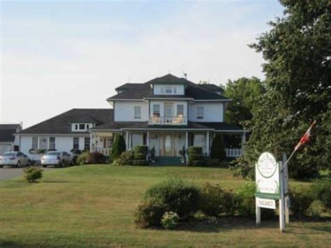 CHEZ YVETTE BED & BREAKFAST (Wellington) - B&B Reviews & Photos ...