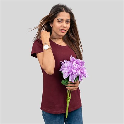 Round O Clock Burning Burgundy Tshirt for Women – GlamZei