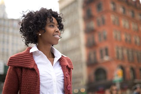 WOMEN 的图像结果