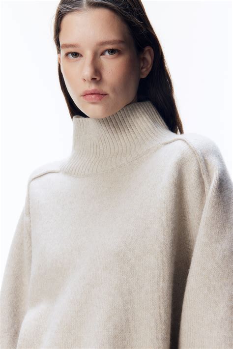 High Neck Sweater - Light beige - Ladies | H&M AU