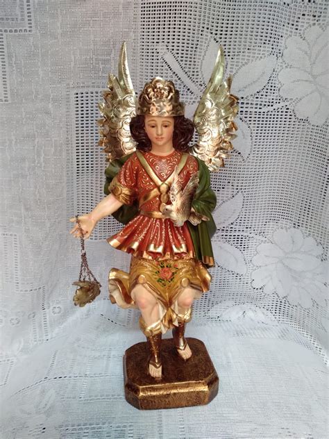 Arcangel Uriel Angel Archangel Uriel Hi Res Stock Photography And