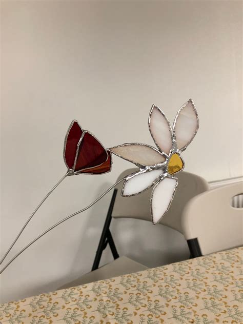 Making a Stained Glass Flower Bouquet, Longhorsley Village Hall ...
