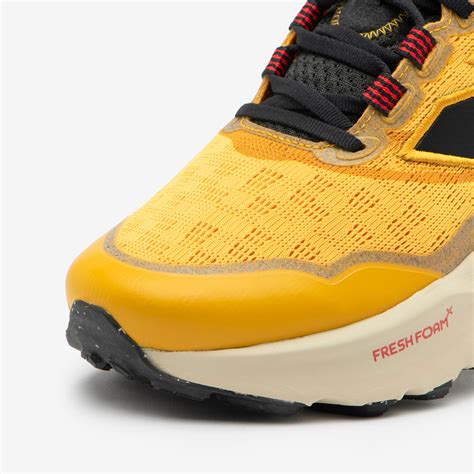 New Balance Fresh Foam X Hierro V9 Men's Trail Running Shoes - Yellow ...
