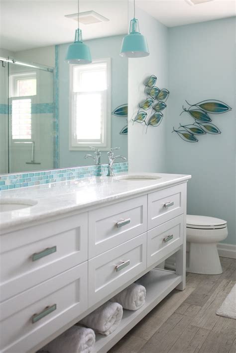 Pin by Inspired Interiors on Bathroom | Beach bathroom decor, Coastal ...