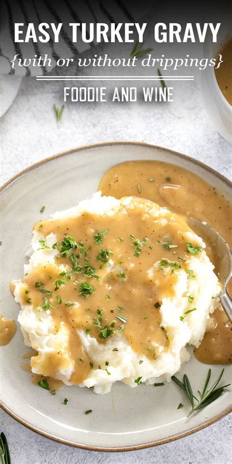 Easy Homemade Turkey Gravy 的图像结果