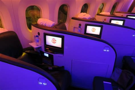 Herringbone Seating 的图像结果