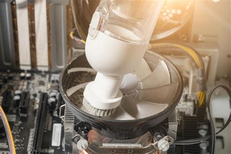 Computer maintenance Computer Cleaning 的图像结果