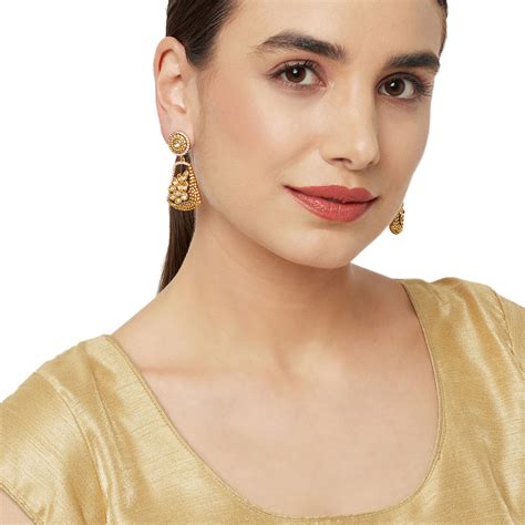 Ethnic Inspired Faux Kundan and Pearls Embellished Drop Earrings – VOYLLA