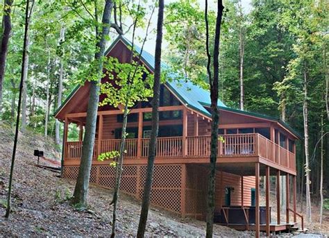 HUMMINGBIRD HILL, LTD - HOCKING HILLS CABINS (Sugar Grove) - Campground ...