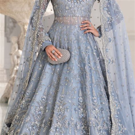 Buy Bridal Lehenga Online In India - Etsy India