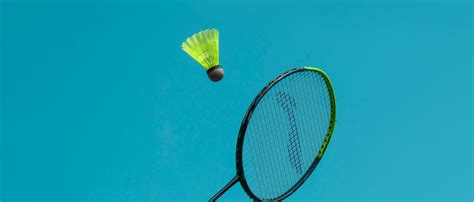 Choosing the Perfect Badminton Racket: A Comprehensive Guide for Begin ...