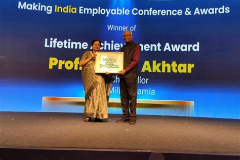 JMI Vice-Chancellor Najma Akhtar receives Lifetime Achievement Award ...