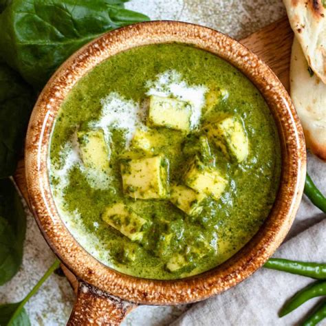 Saag Paneer vs Palak Paneer - The Foreign Fork
