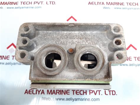 Yamatake-honeywell ldz-5611 micro limit switch 250vac – Aeliya Marine