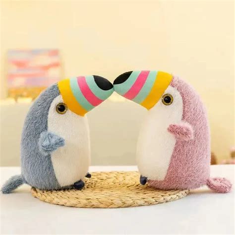Rainbow Beak Toucan Plush Toy (20 cm)