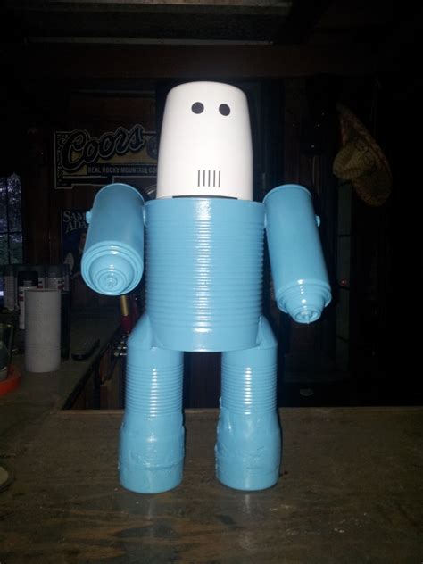 Tin Can Robot 的图像结果