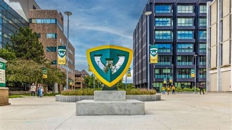 Wayne State University shooting: Shelter in place ordered after shot ...