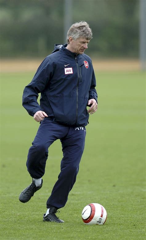 How Wenger inspired his Invincibles to be unbeaten | Invincibles | News ...