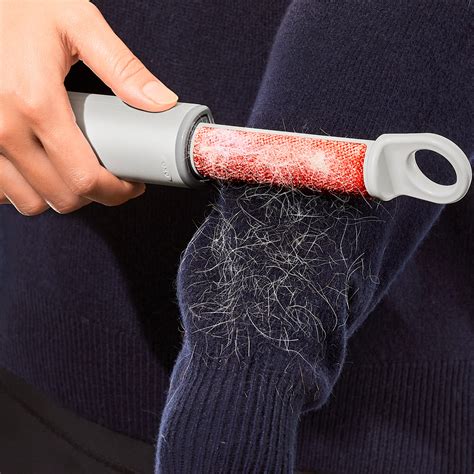 Reusable Lint Roller | OXO UK