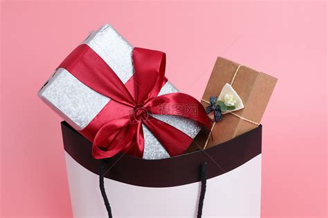 圣诞节送女生什么礼物？ 这些礼物最能代表你的心|圣诞节|女生-知识百科-川北在线