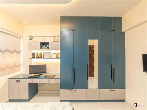 Wardrobe with Study Table Design 的图像结果