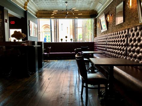 The Passionate Foodie: Ellis Square Social: Beverly, BBQ & Booze