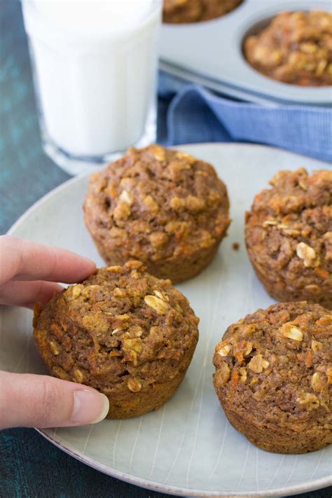 Healthy Carrot Cake Oat Muffins (One Bowl)