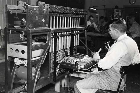 Computer Industry 的图像结果