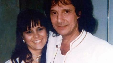 Roberto Carlos faz homenagem emocionante a Maria Rita, falecida há 25 ...