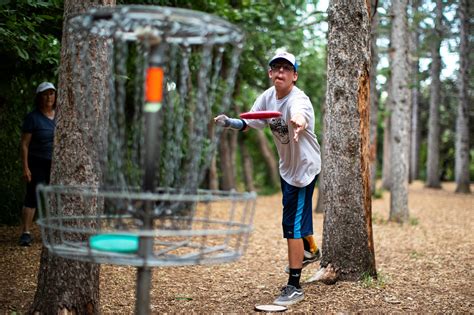 A Beginner’s Guide to Disc Golf - The New York Times