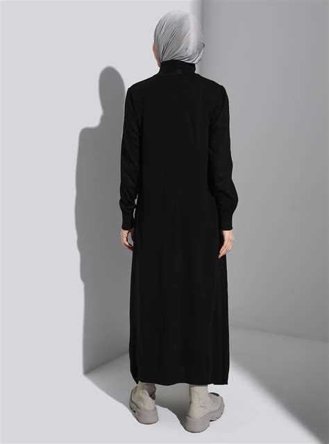 Black - Knit Dresses